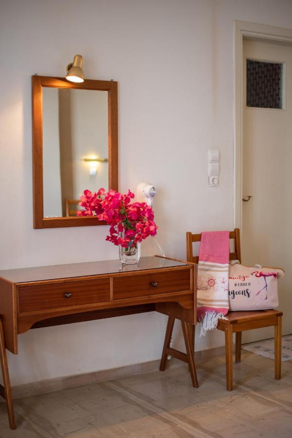 Almira Inn Иос Экстерьер фото