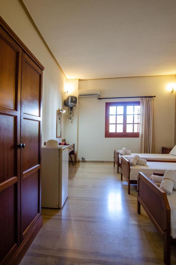 Almira Inn Иос Экстерьер фото